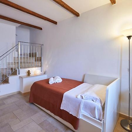 Le Case Di Gio'- Vico Corte Polignano a Mare Exterior foto